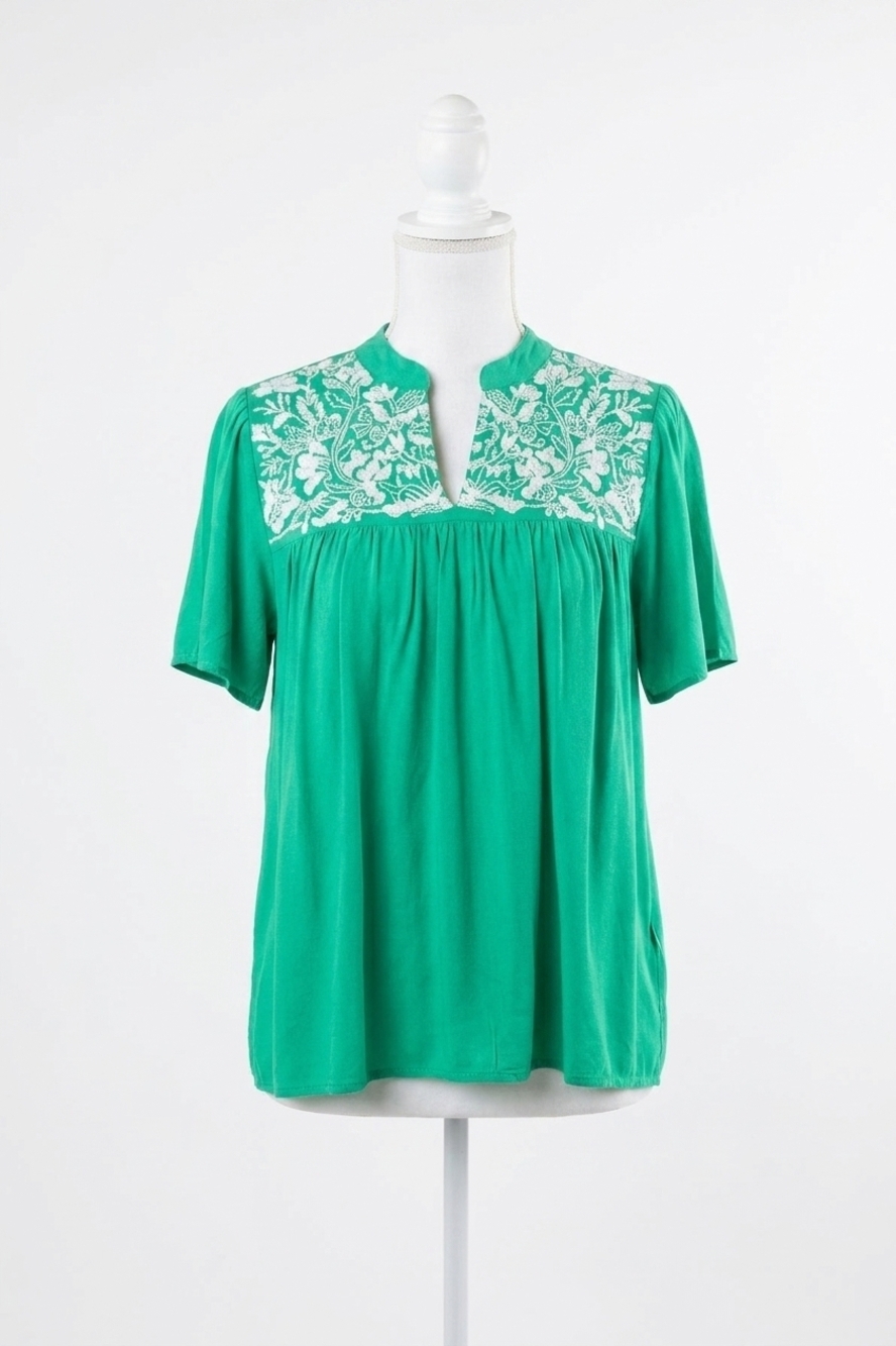 NEW LAYERZ CLOTHING embroidered ruffle collar top in green